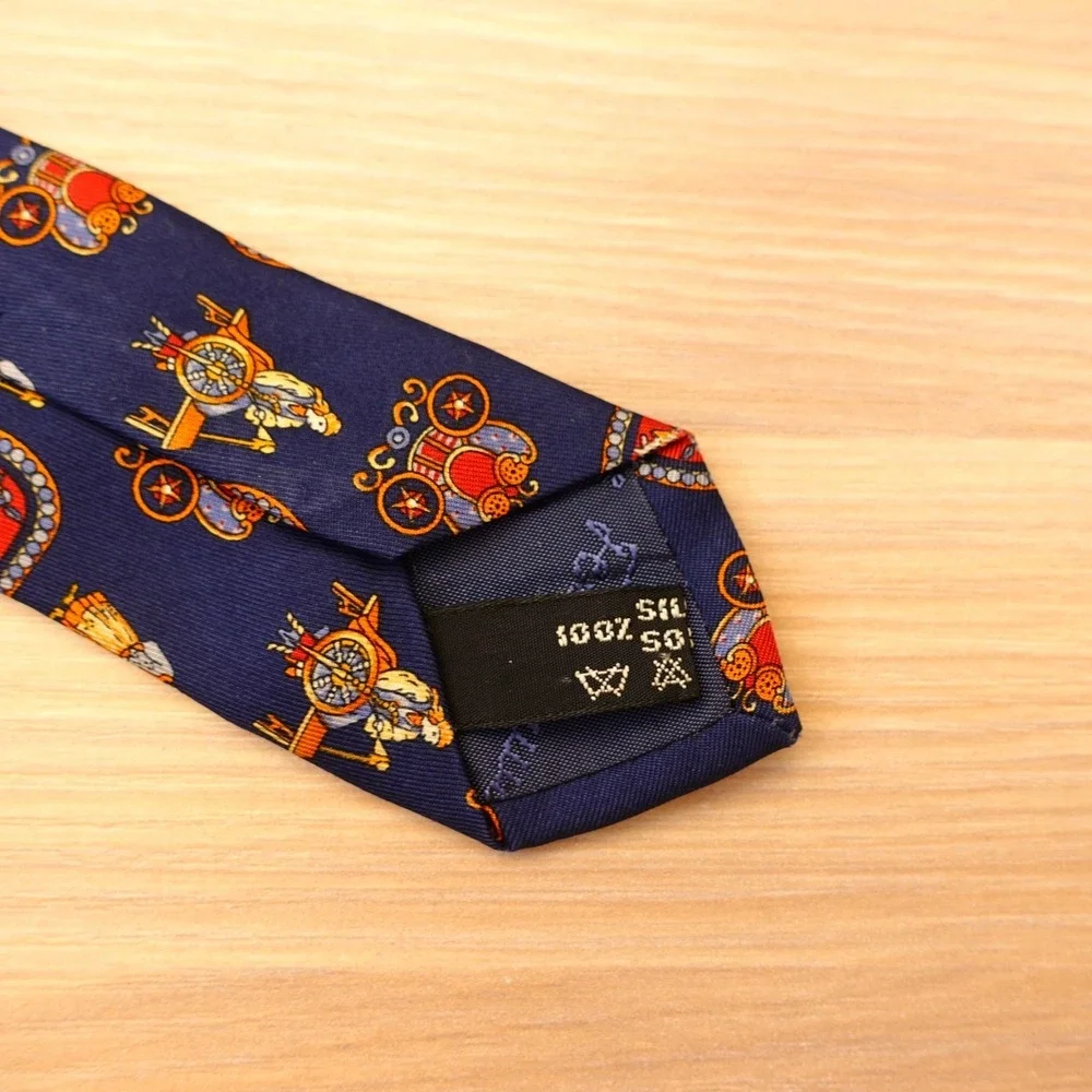 Salvatore Ferragamo Tie Mens Navy Blue Silk Twill Novelty Italian Luxury $240